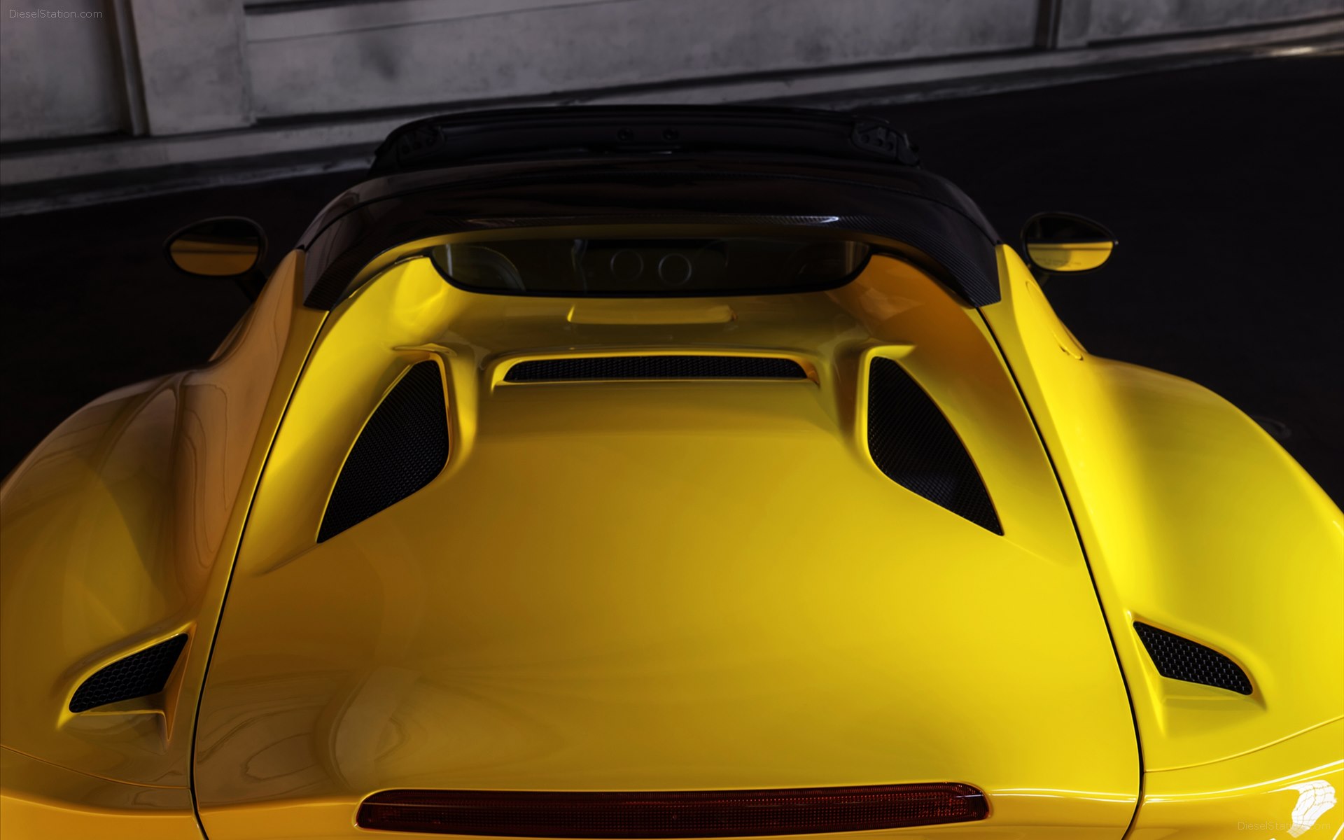 Alfa Romeo 4C Spider 2015